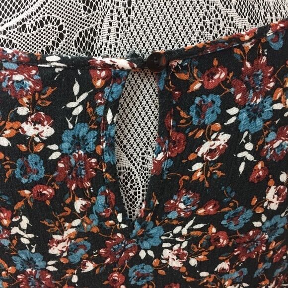 AMERICAN EAGLE OUTFITTERS Floral Top Women’s SIZE Small Long Sleeves - Picture 8 of 10
